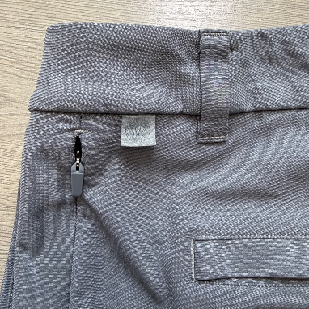 Lululemon Commission Pants 35x29 Classic Gray Performance Stretch LM5A51S - Picture 3 of 9